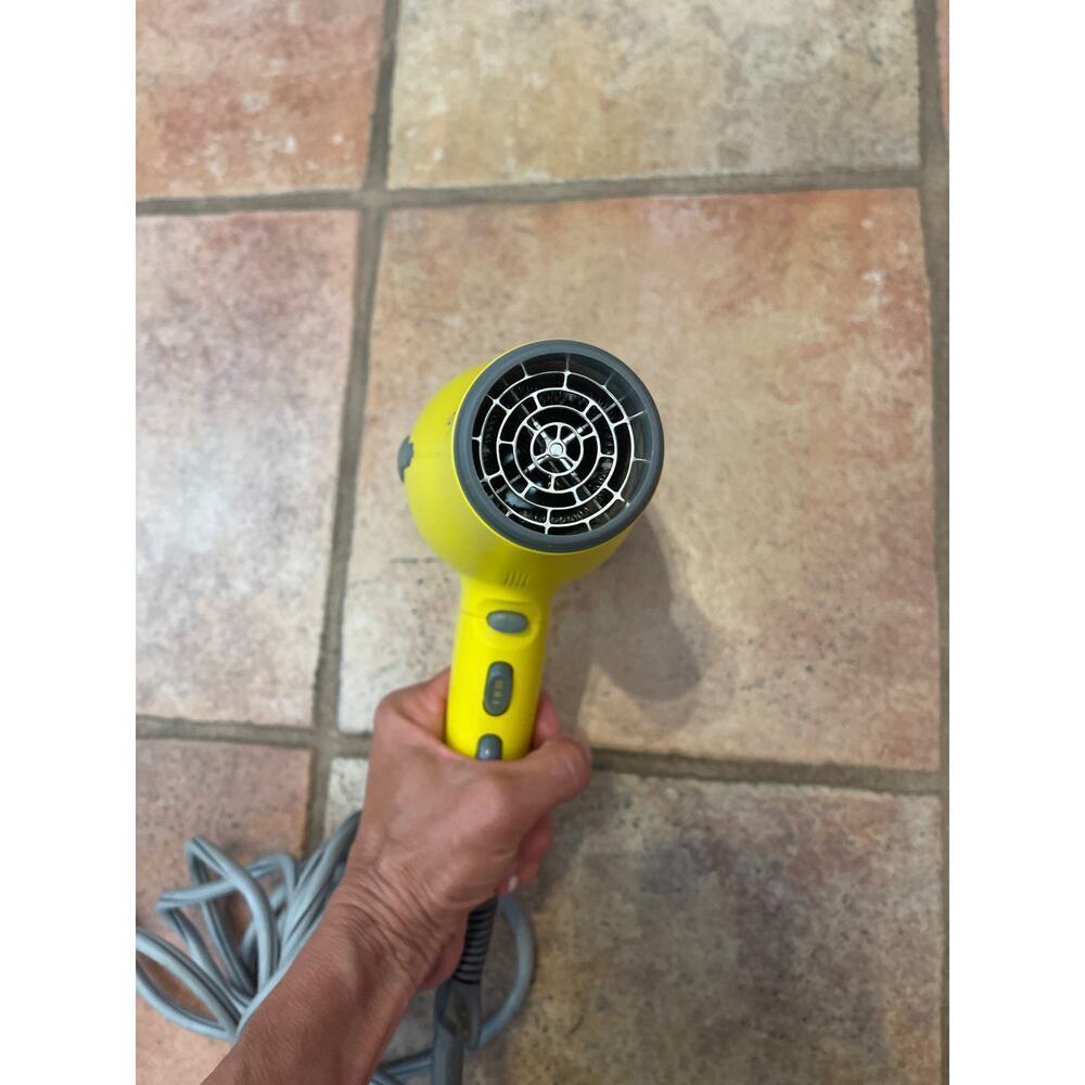 DRYBAR BIO IONIC BLOW DRYER - Picture 4 of 5